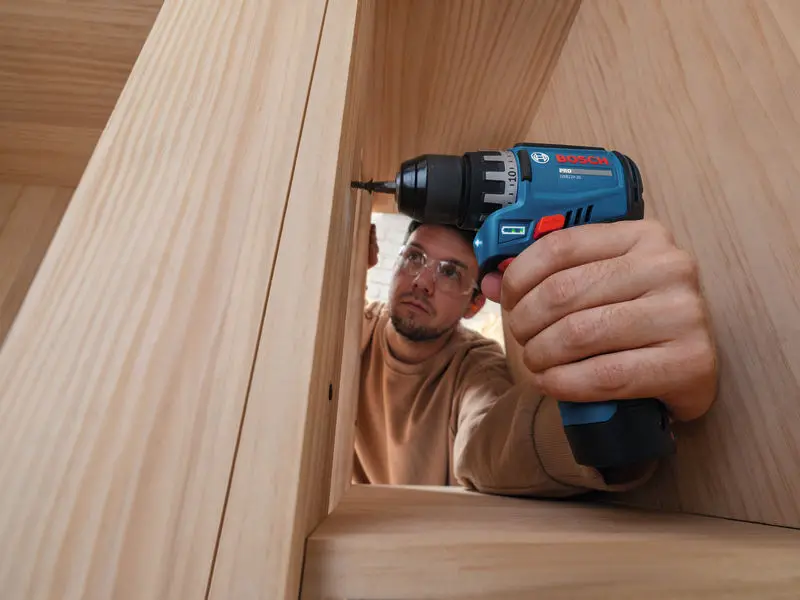 ボッシュ プロフェッショナル GSR 12V-31 コードレ - Power Tools Sheets のレビューと価格